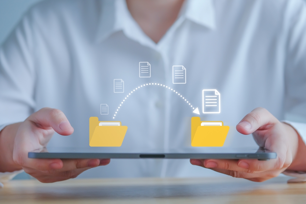 Data,Transfer,,Transfer,File,Of,Data,Between,Folder,,Backup,Data,